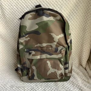 LA Express Camo Backpack Green Camouflage NWT 15in School Bag
